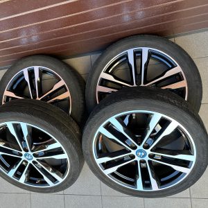 Original i3 i3s Used rims with pressure sensors tires r20