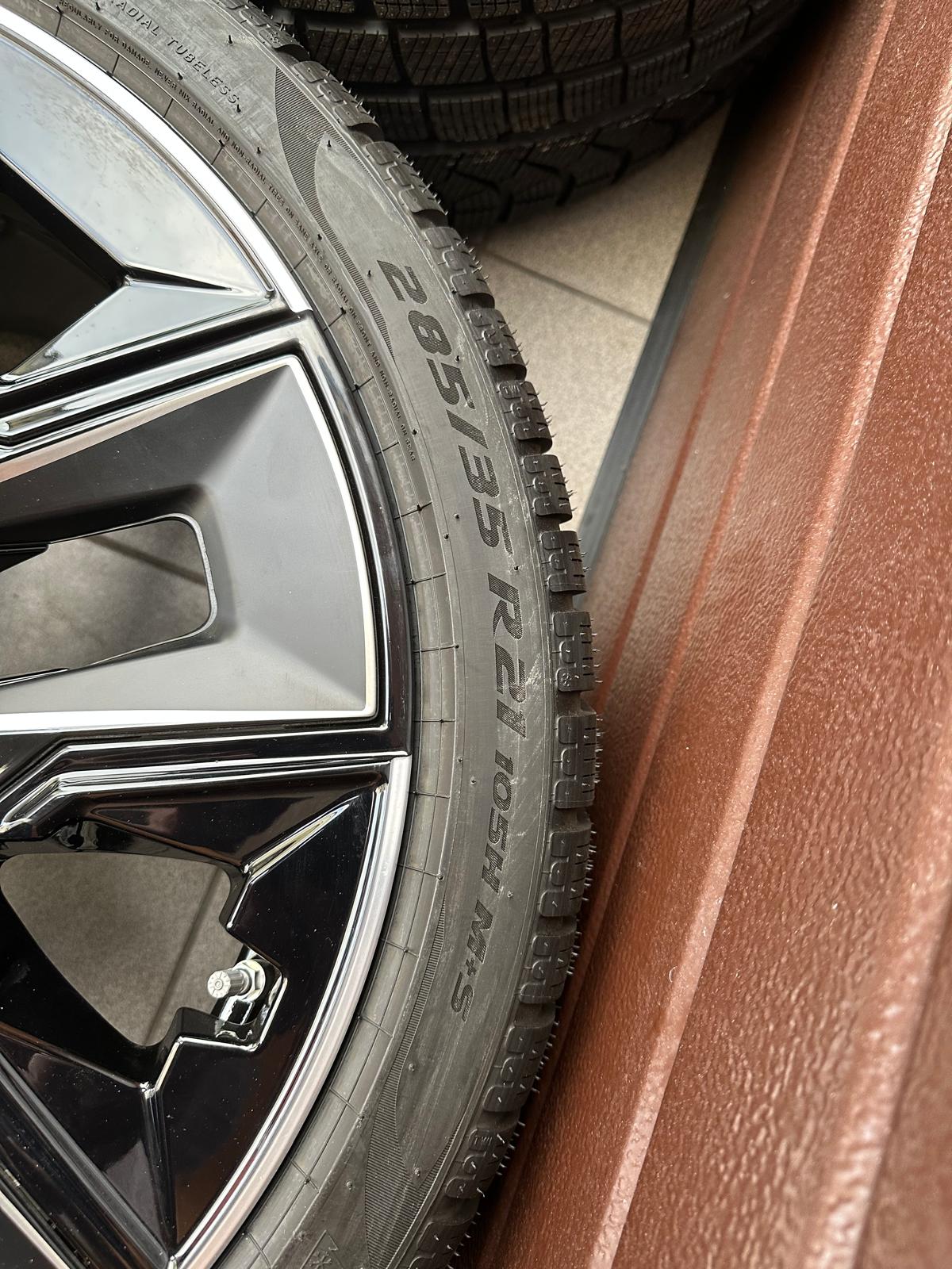 Original G70 M Aerodynamic 909M bicolor (jet black uni) Wheels with pressure sensors, Pirelli winter tires set r21 - Image 6