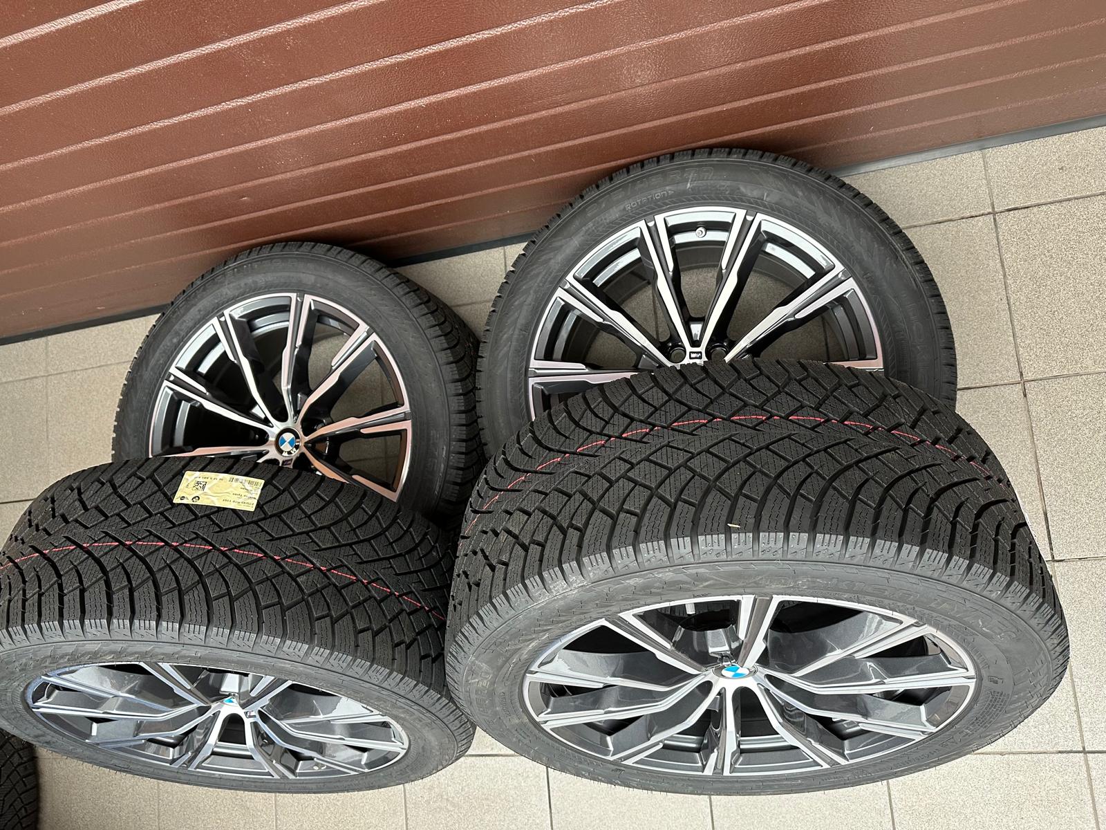 Original winter X5 G05 X6 G06 M Style 740 Wheels with pressure sensors, tires Nokian r20