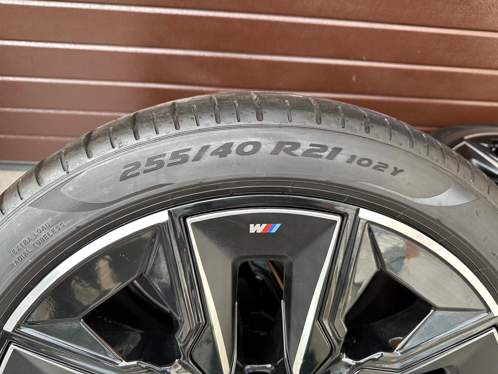 Original i7 G70 M909 Aerodynamic, Wheels with pressure sensors, Pirelli tires r21 - Image 3