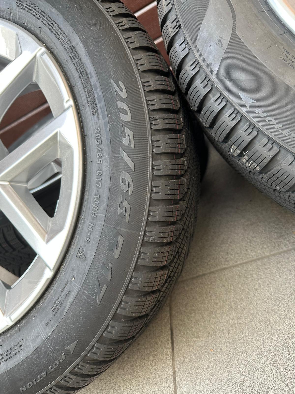 Original Mini Countryman U25 Y-Spoke 896 refined silver, Wheels with pressure sensors, Pirelli winter tires r17 - Image 4