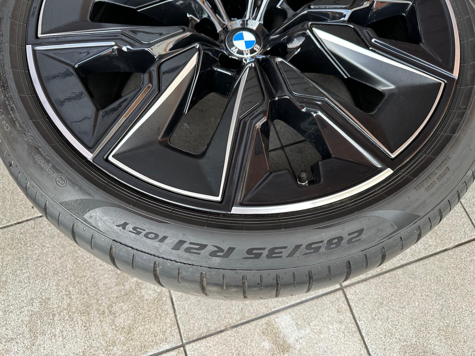 Original i7 G70 M909 Aerodynamic, Wheels with pressure sensors, Pirelli tires r21 - Image 7