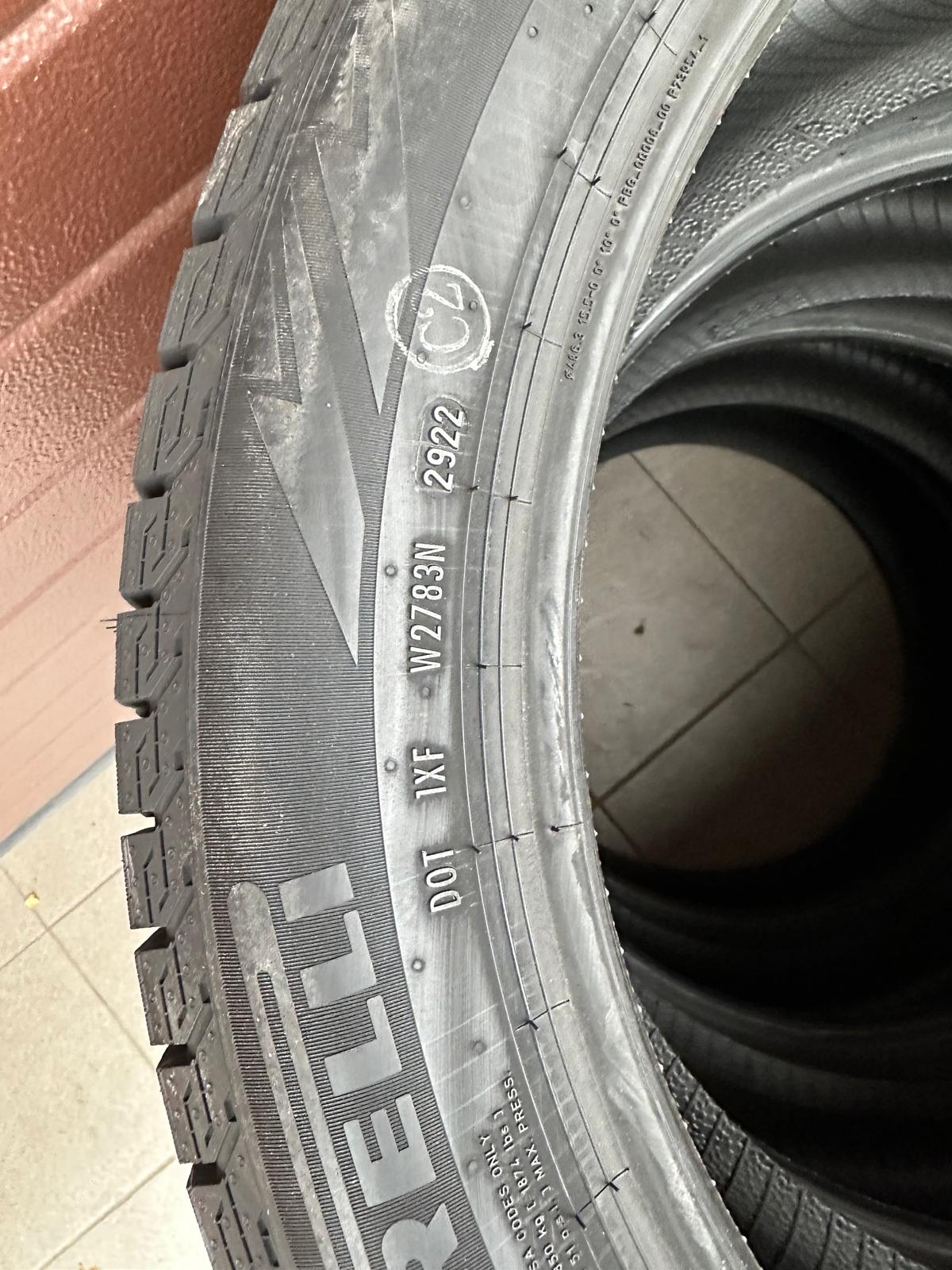245/45r19 Pirelli winter tires set - Image 3
