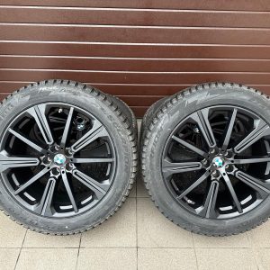 Original G05 X5 G06 X6 M Performance Sternspeiche 748 jet black matt Wheels with pressure sensors, Tires New with Studs Pirelli r20 set
