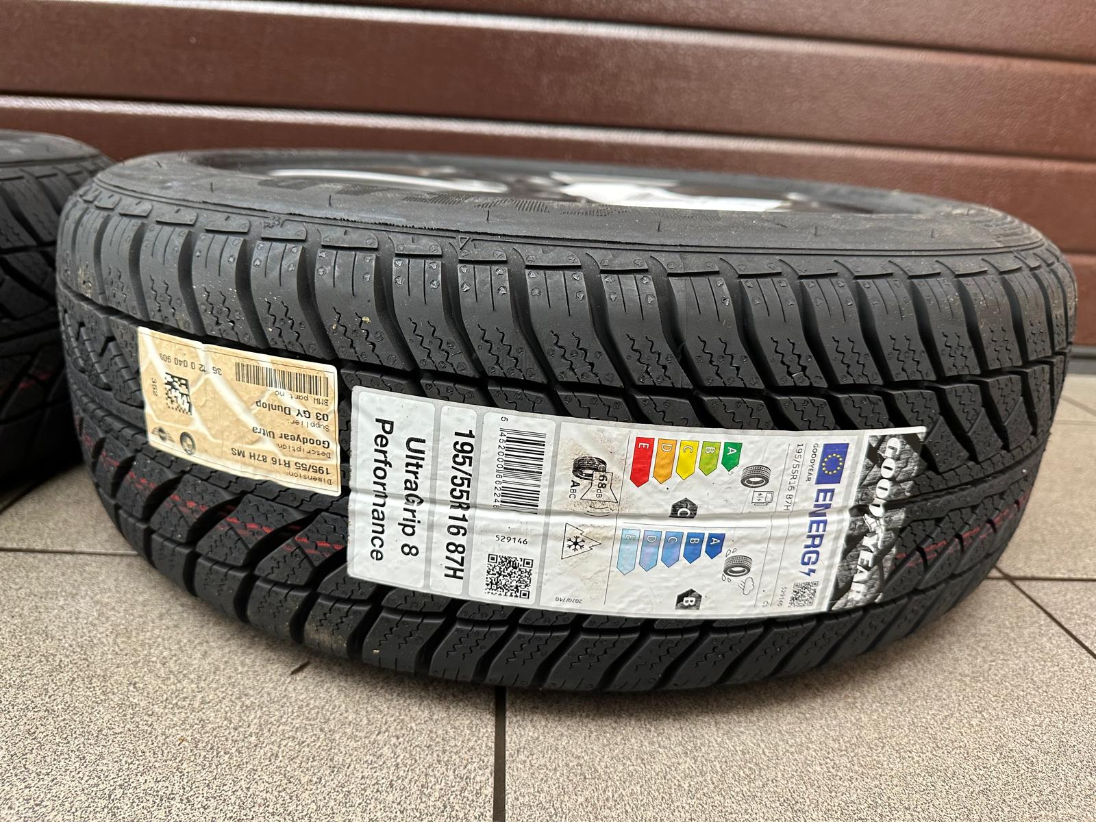 Original Revolite Spoke 517 spectre grey dark metallic F55 F56 F56 Bev F57 Wheels with pressure sensors, Good Year winter tires set r16 - Image 6
