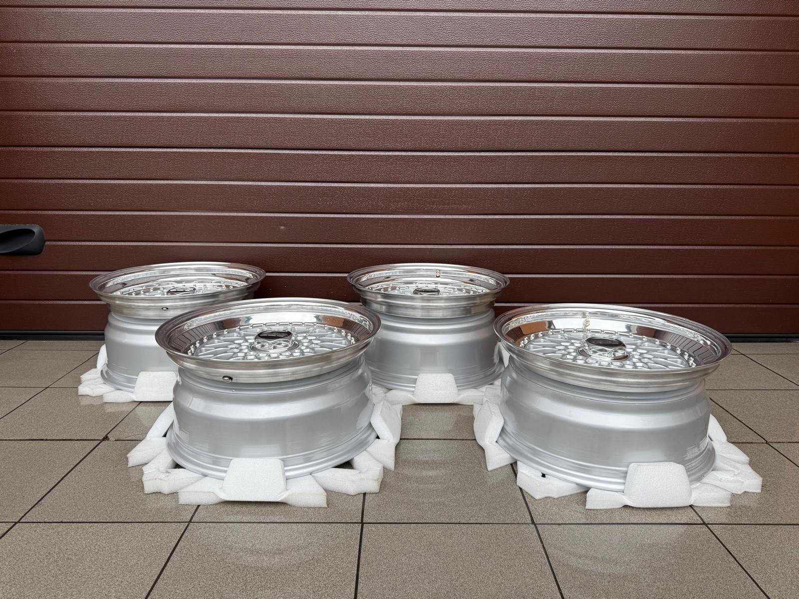 Original BBS Made in Germany Wheels r17 - Image 2