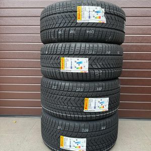 275/40r21 front 315/35r21 rear, Pirelli Scorpion XL R-F winter tires set