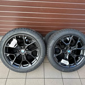 Original G60 G61 i5 M Performance Y-Spoke 942M jet black matt Wheels with pressure sensors, Pirelli r19