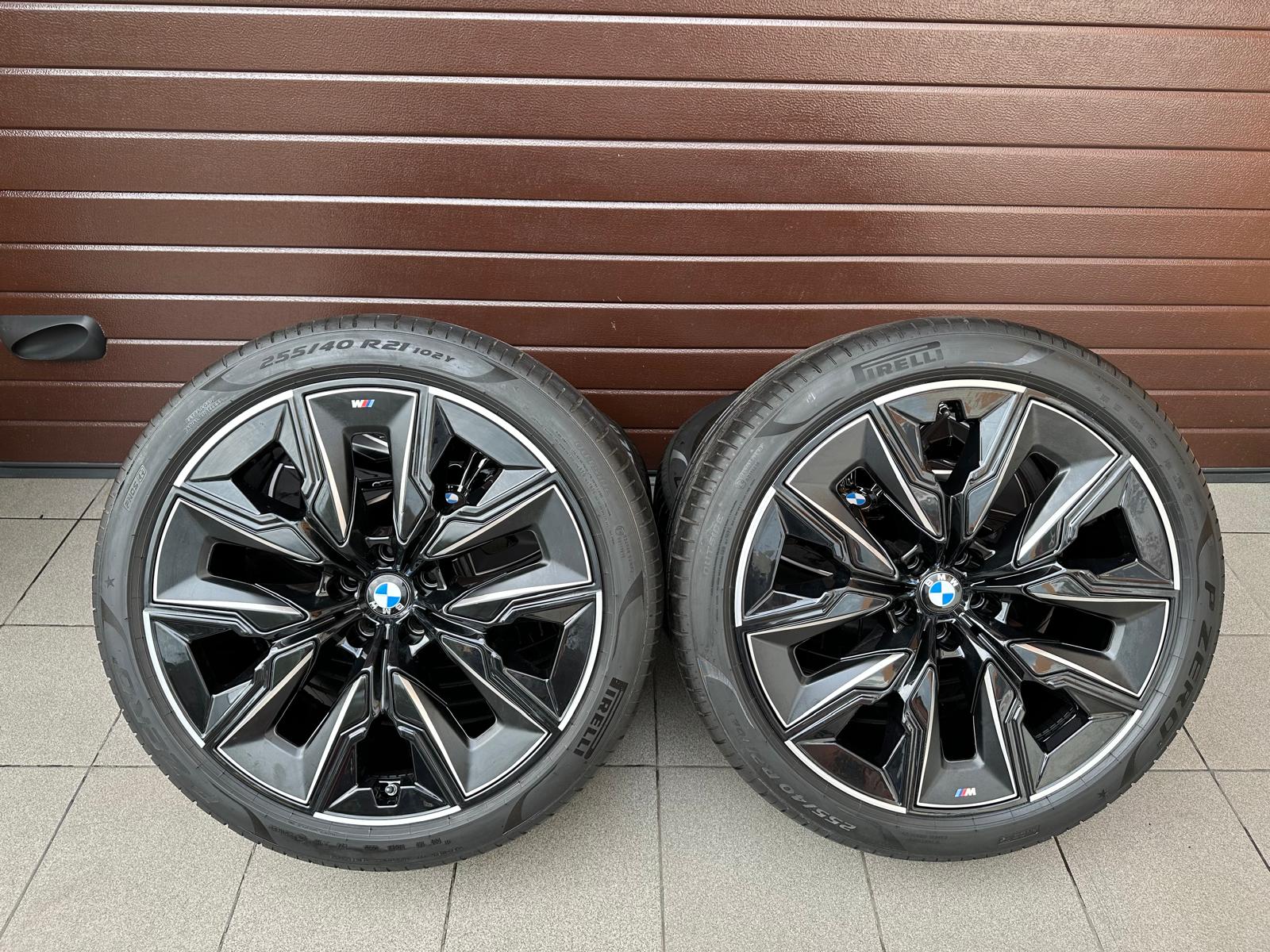 Original i7 G70 M909 Aerodynamic, Wheels with pressure sensors, Pirelli tires r21