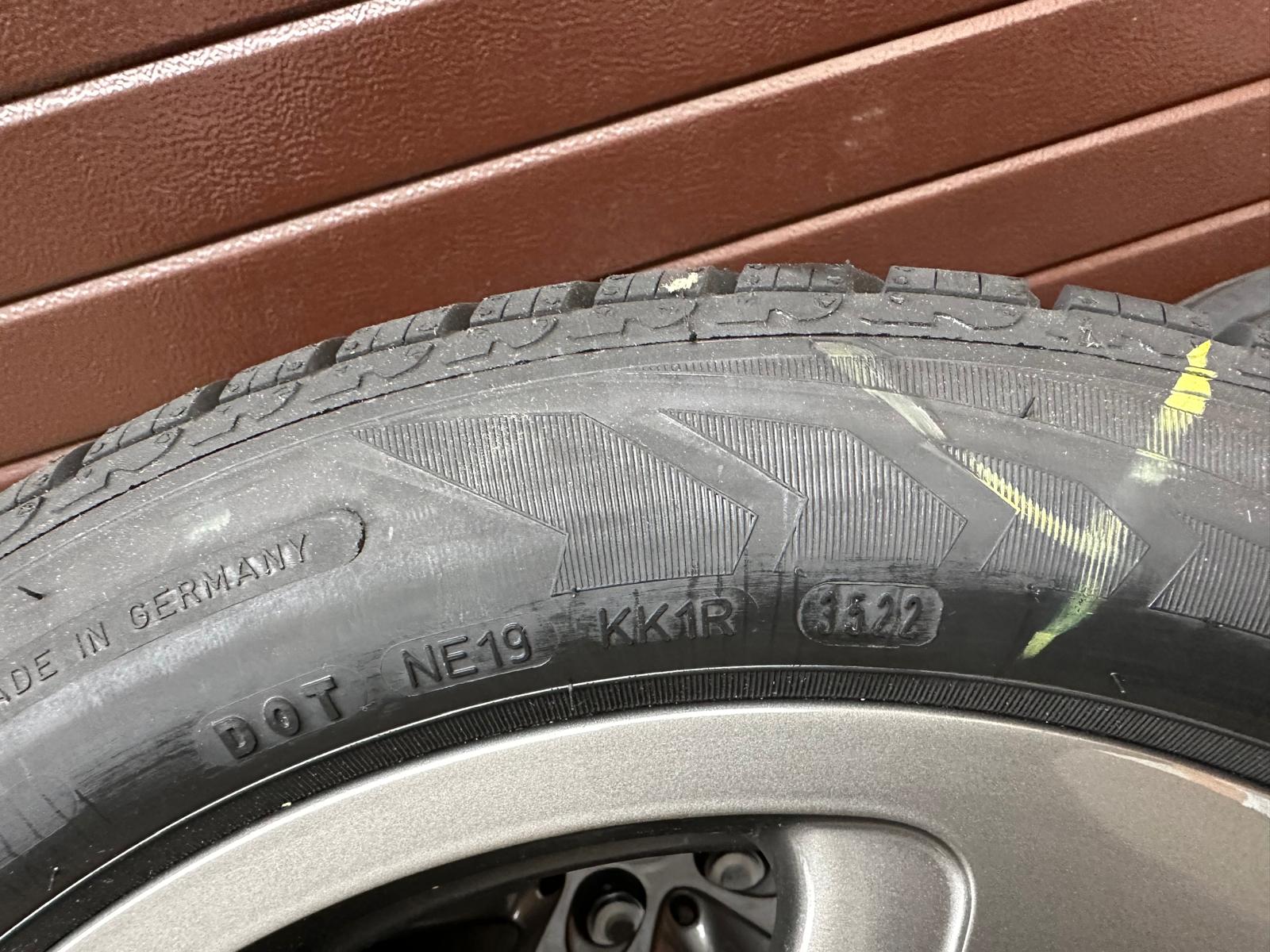 Original Revolite Spoke 517 spectre grey dark metallic F55 F56 F56 Bev F57 Wheels with pressure sensors, Good Year winter tires set r16 - Image 3
