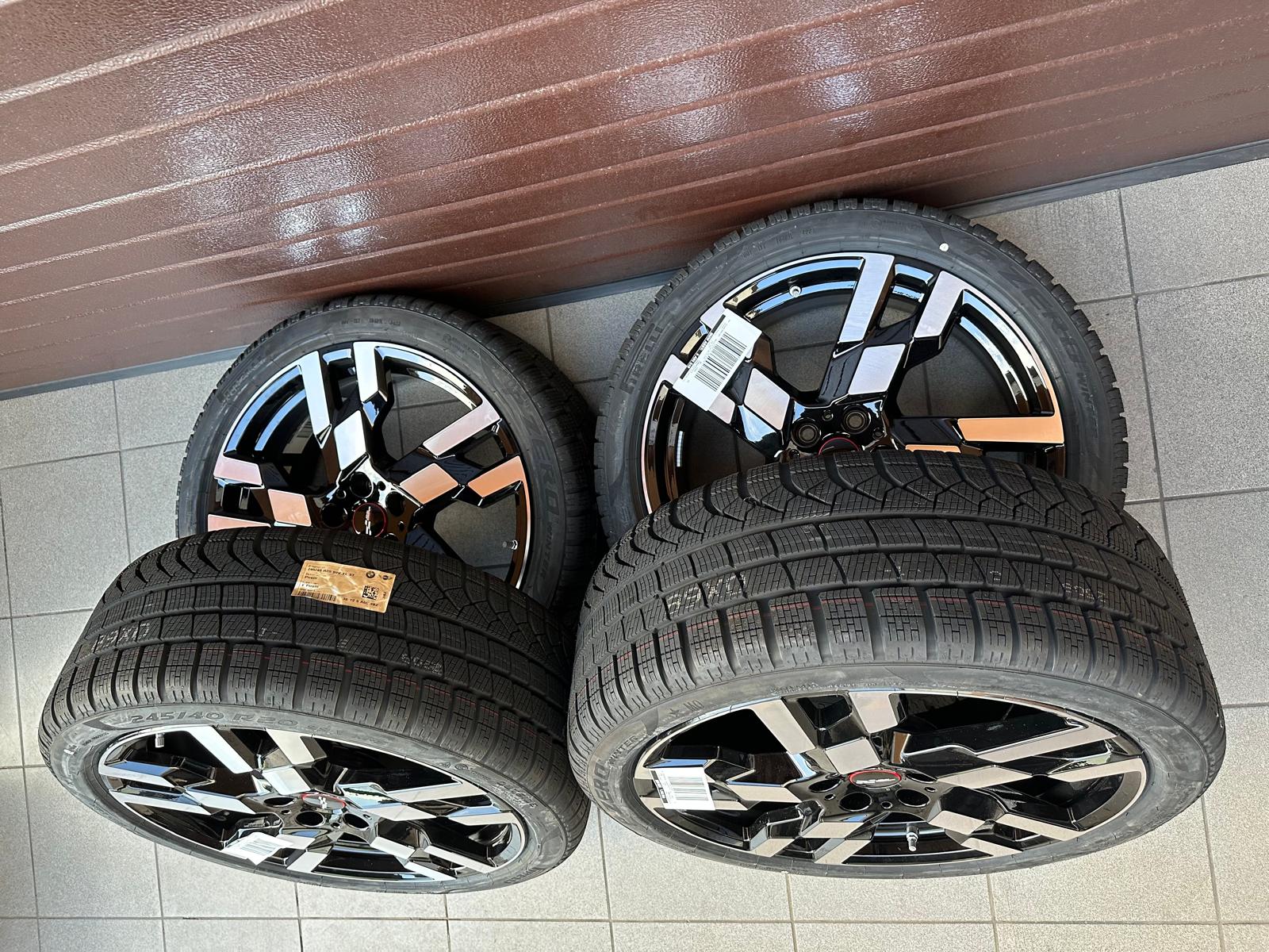 Original Mini Countryman U25 Jcw Flag Spoke 949 bicolor (jet black uni) Wheels with pressure sensors, Pirelli winter tires r20 - Image 2
