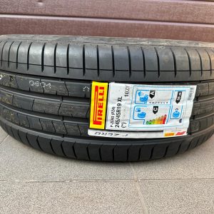 245/45r19 XL (*) 102Y Pirelli P-Zero (PZ4) New summer tires available 1 pcs