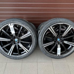 Original G05 X5 G06 X6 M Performance Style 749 Wheels with pressure sensors, Continental tires set r22