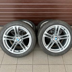 Original F10 F11 F06 F12 F13 Lci M Doppelspeiche 613 silber, Wheels with tires r18