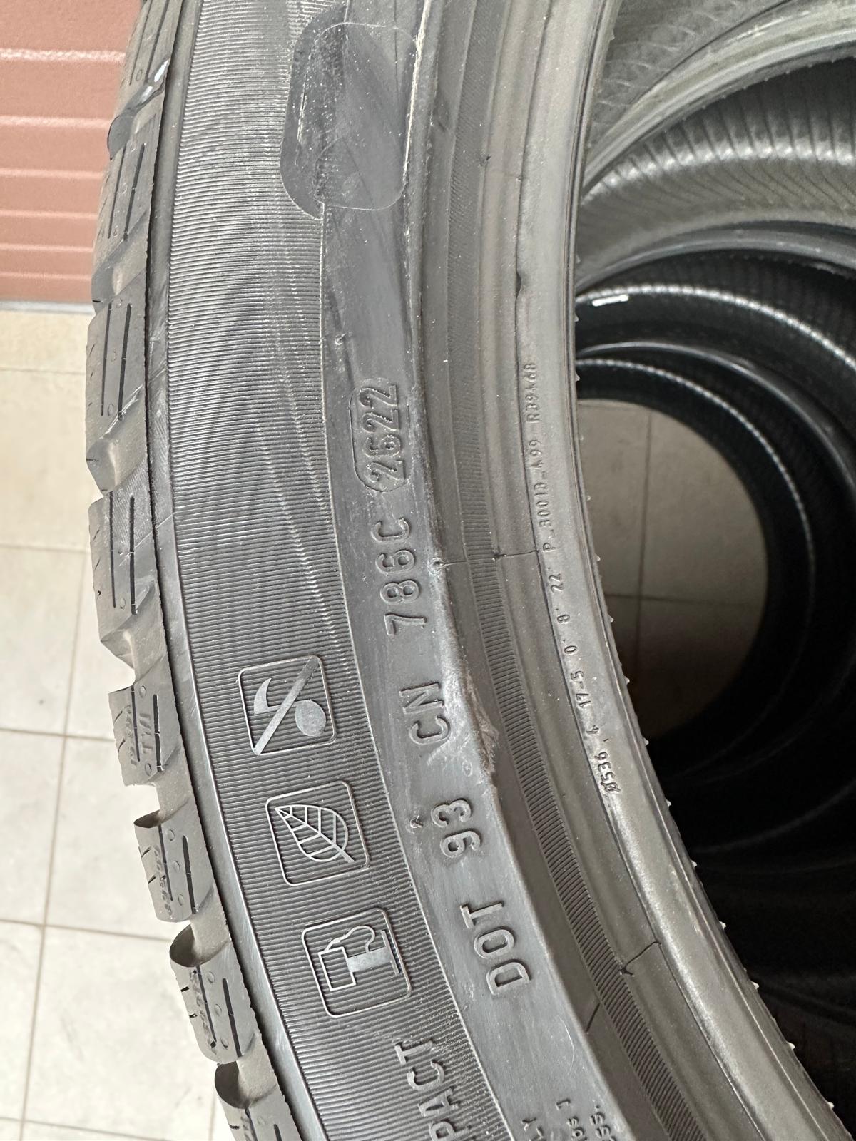 275/40r21 front 315/35r21 rear, Pirelli Scorpion XL R-F winter tires set - Image 3