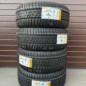 245/45r18 Pirelli Sottozero 3 S-I 96V winter tires set
