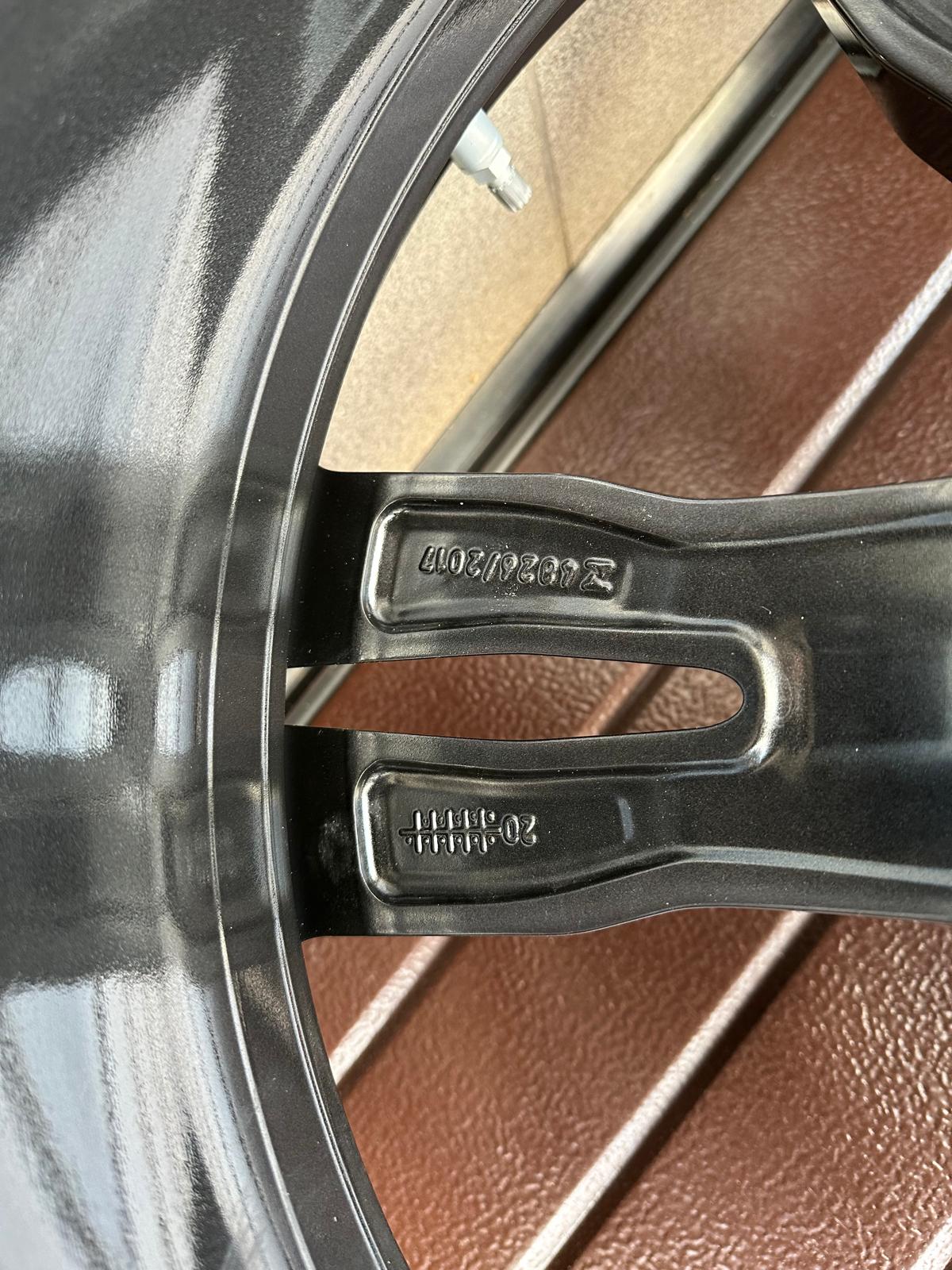 Original G07 X7 LCI M Doppelspeiche 754 biocolor (orbitgrey / glanzgedreht) Wheels With pressure sensors, r21 - Image 5