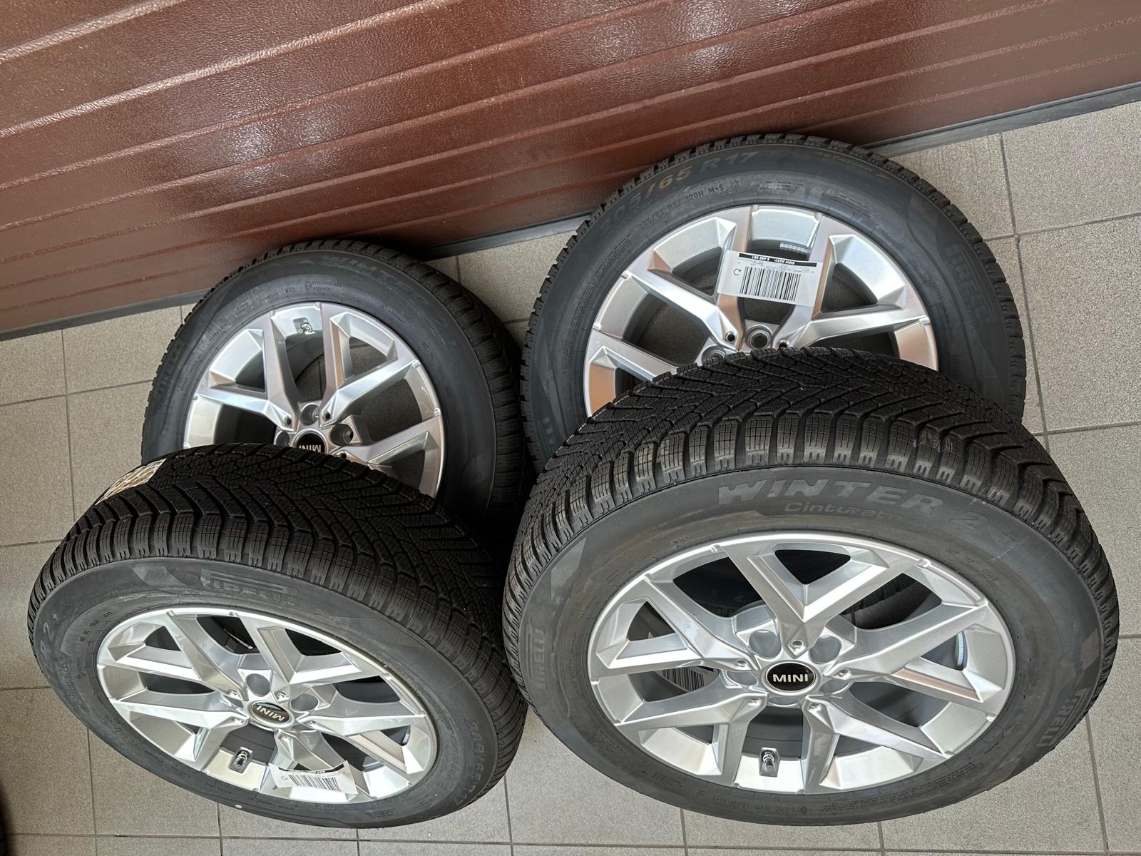 Original Mini Countryman U25 Y-Spoke 896 refined silver, Wheels with pressure sensors, Pirelli winter tires r17 - Image 2