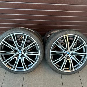 Original Individual V-Spoke 759i bicolor (orbitgrey / gloss-finished) with pressure sensors for tires Continental r20