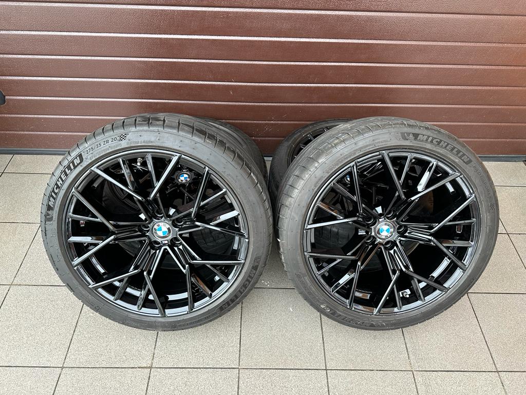 Original M8 F91 F92 F93 M Sternspeiche 811 bicolor (black / polished) Michelin tires r20
