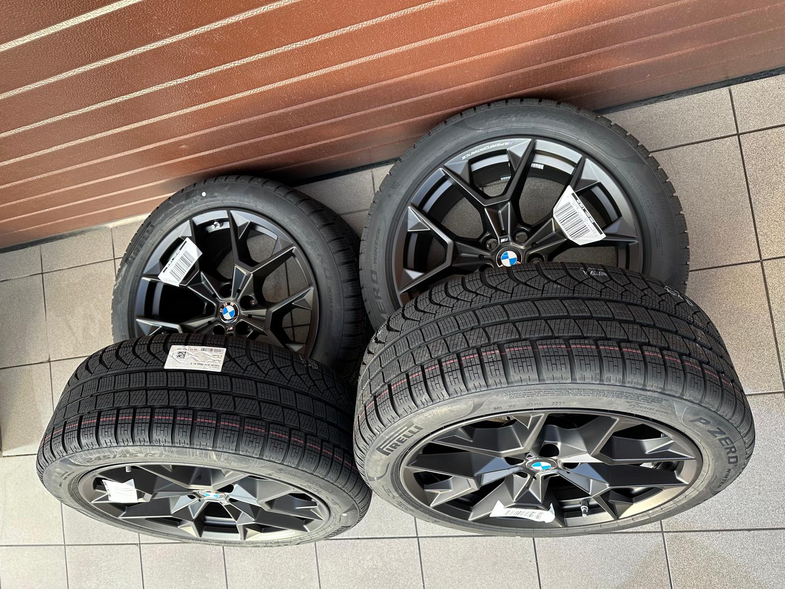 Original G60 G61 i5 M Performance Y-Spoke 942M jet black matt Wheels with pressure sensors, Pirelli winter r19