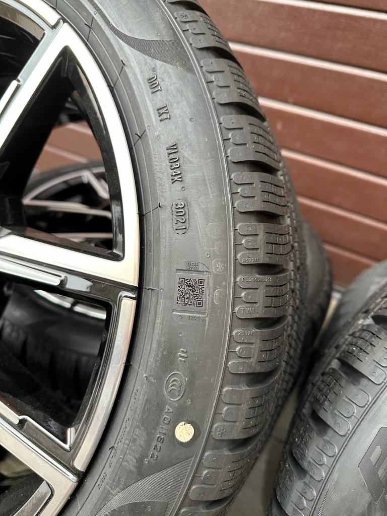 Original G26 i4 G26 M Y-Speiche 859 bicolor (jet black / glanzgedreht) Wheels with pressure sensors for winter tires Pirelli r19 - Image 3