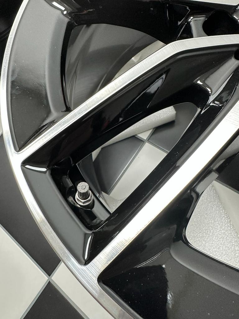 Original Cla-Class Amg 35 Fits V Class Vito W447 Wheels with pressure sensors set r19 - Image 3