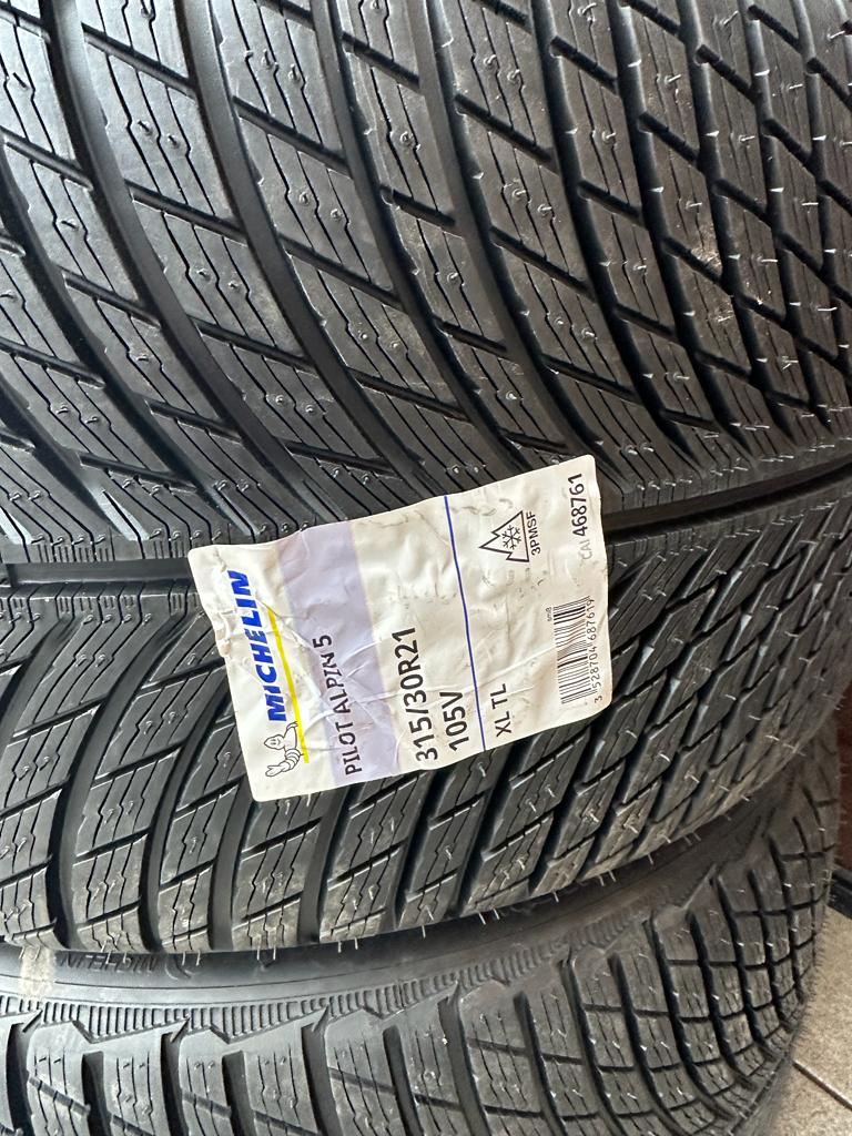275/35R21 front, 315/30R21 rear Michelin Pilot Alpin 5 Winter tires - Image 7