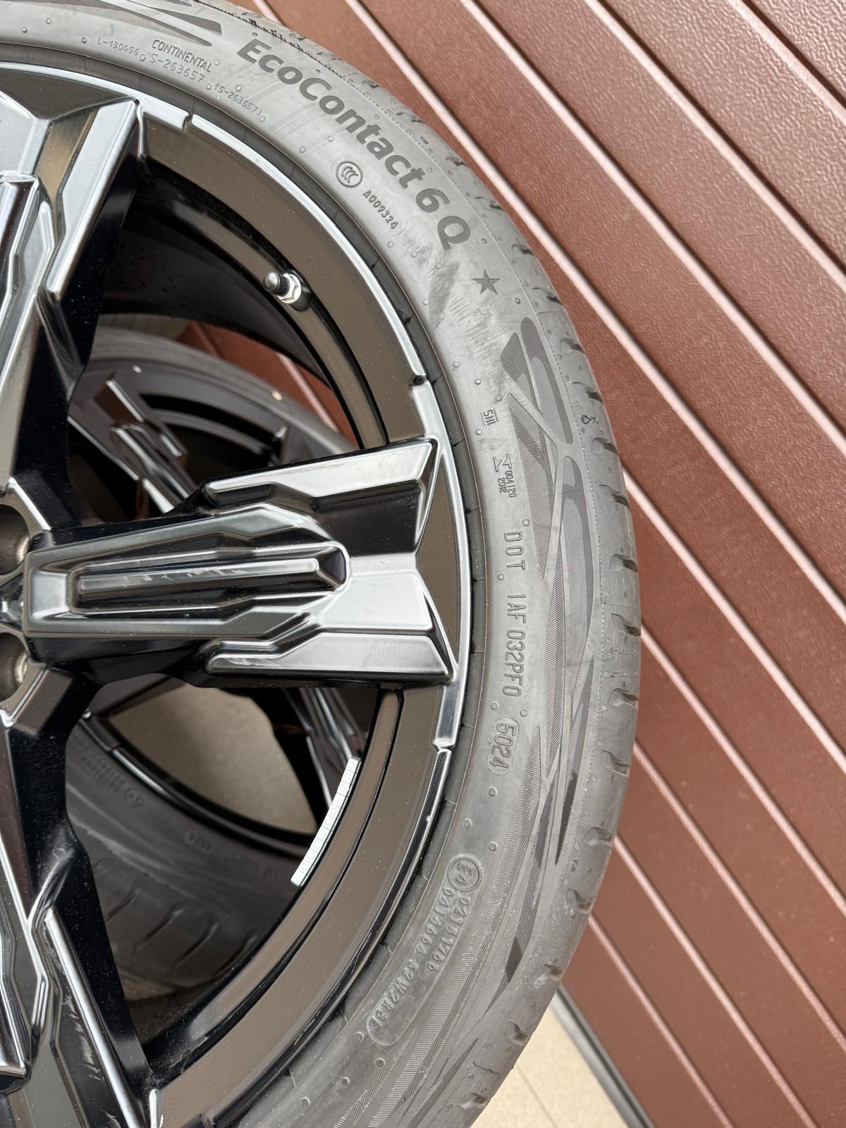 Original X3 G45 G48 Styling 1037 M Sternspeiche matt black, Wheels with pressure sensors, Continental tires R21 - Image 3