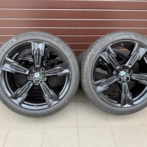 Original X3 G45 G48 Styling 1037 M Sternspeiche matt black, Wheels with pressure sensors, Continental tires R21