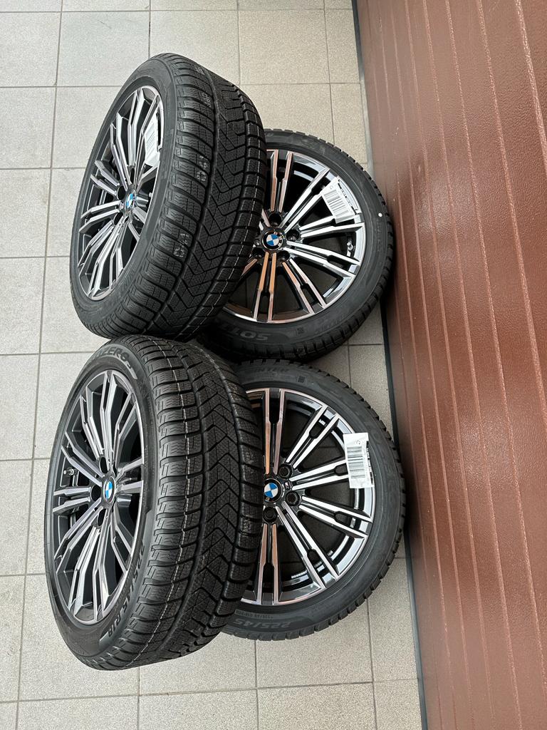 Original G42 G20 G21 G22 G23 M Paket Doppelspeiche 790 Wheels with pressure sensors, for winter tires Pirelli r18 - Image 2