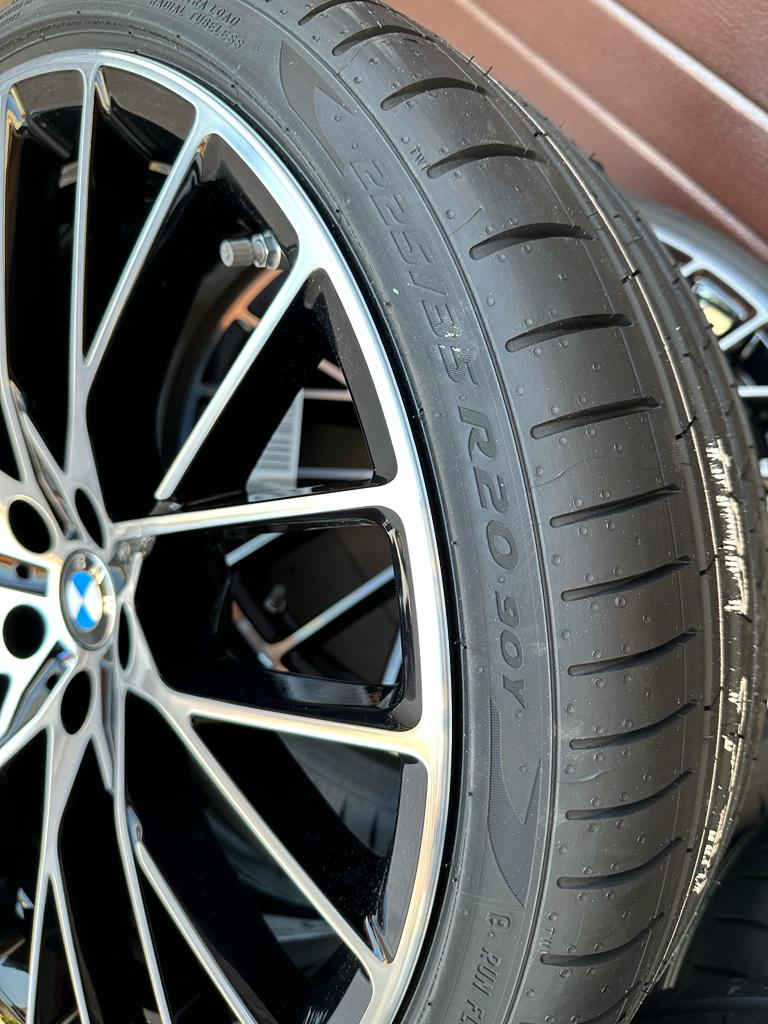 Original G20 G21 G22 G23 G42 M Performance Kreuzspeiche 794 bicolor (jet black uni / gloss turned) Wheels with pressure sensors, tires Pirelli r20 - Image 2
