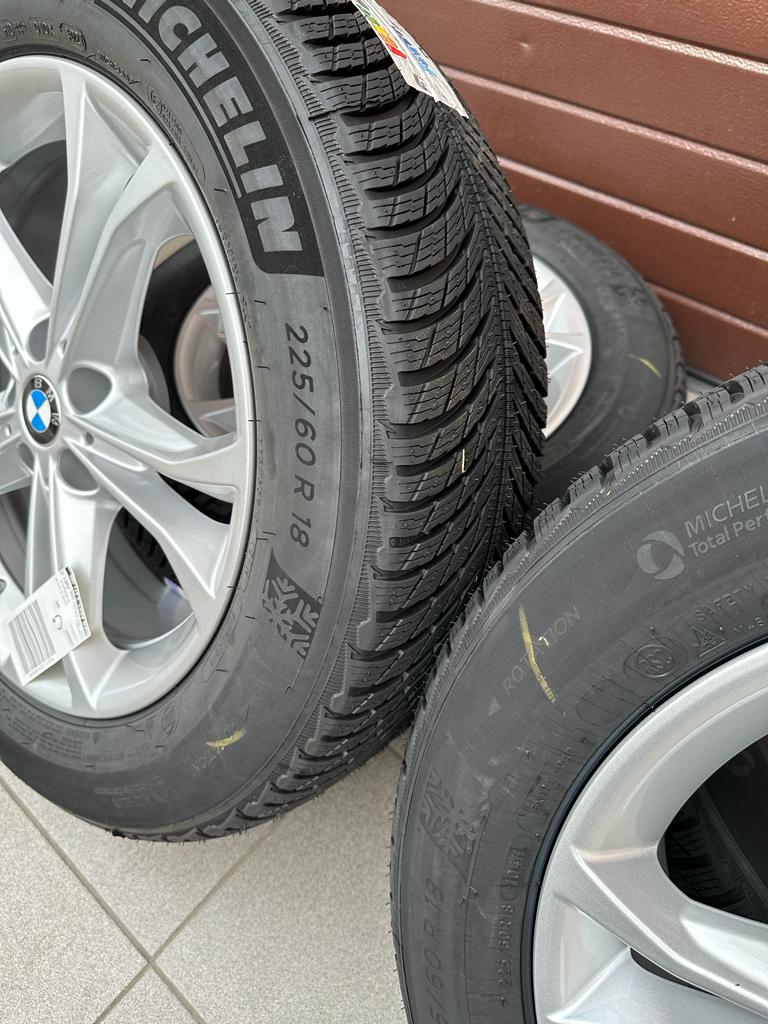 Original X3 G01 X4 G02 V-Speiche 688 reflex silver Rims with pressure sensors, Michelin winter tires r18 - Image 2