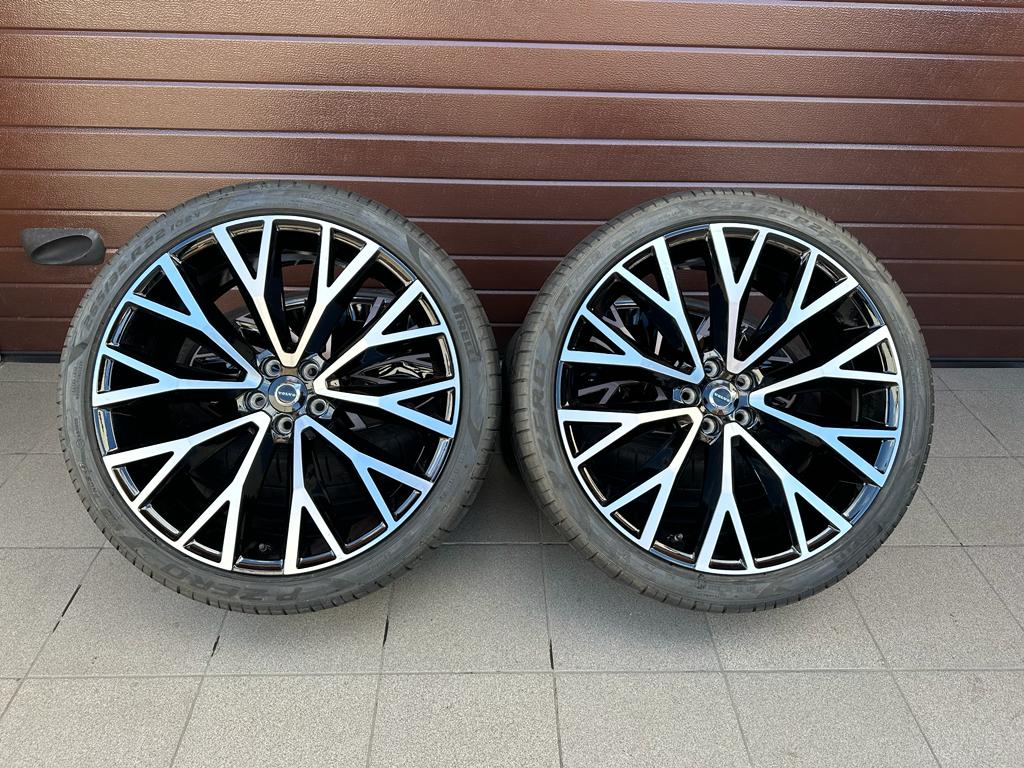 Original XC60 Black Polisched Wheels with Pirelli tires r22