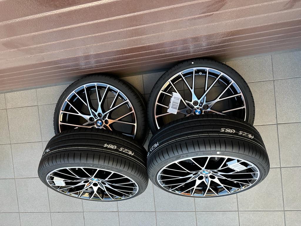 Original G20 G21 G22 G23 G42 M Performance Kreuzspeiche 794 bicolor (jet black uni / gloss turned) Wheels with pressure sensors, tires Pirelli r20 - Image 4