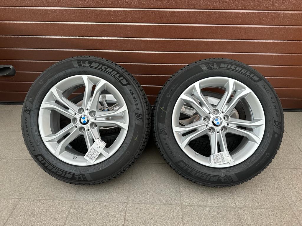 Original X3 G01 X4 G02 V-Speiche 688 reflex silver Rims with pressure sensors, Michelin winter tires r18