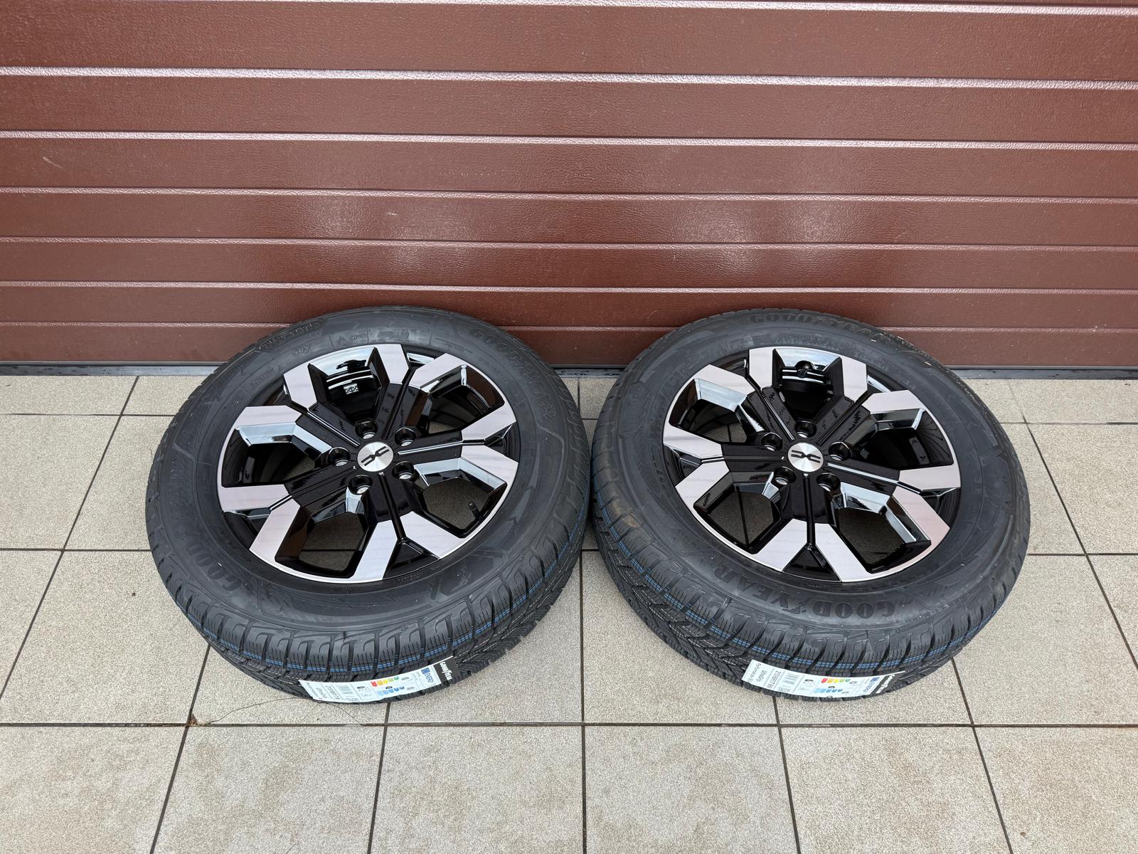 Original Dacia Duster New model, Wheels with Good Year Winter tires r17 - Image 6