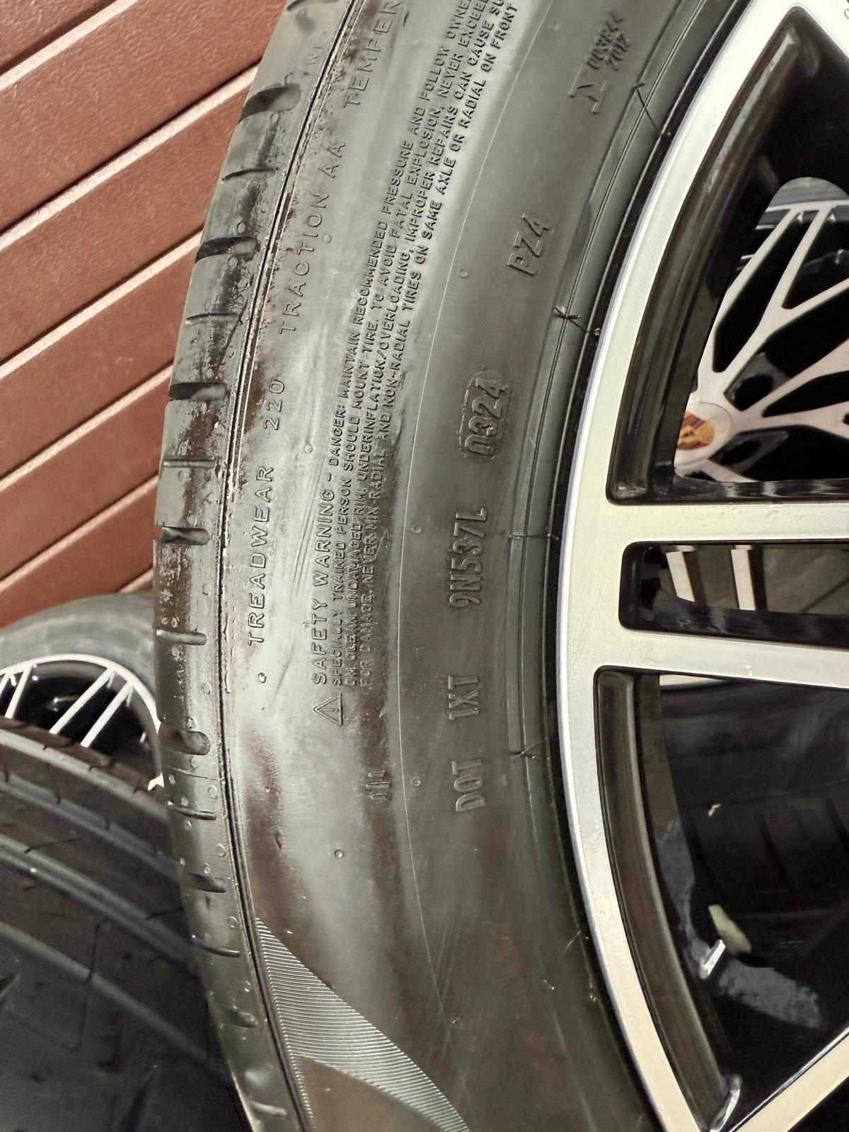 Original Cayenne / Cayenne Coupe RS Spyder design. Painted in Black (high gloss) with polished frontal areas, Wheels with pressure sensors, Pirelli Summer tires r21 - Image 3