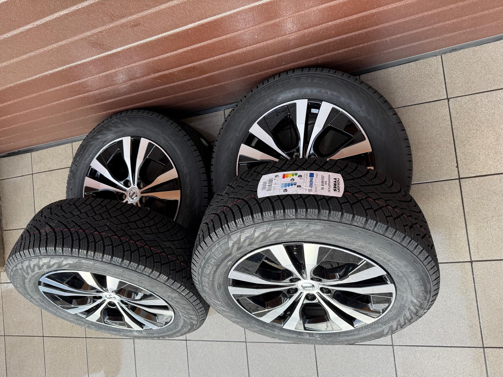 Original Xc60 5-Double Spoke Black Diamond Cut Aluminum, Wheels with Nokian winter tires r18 - Image 2