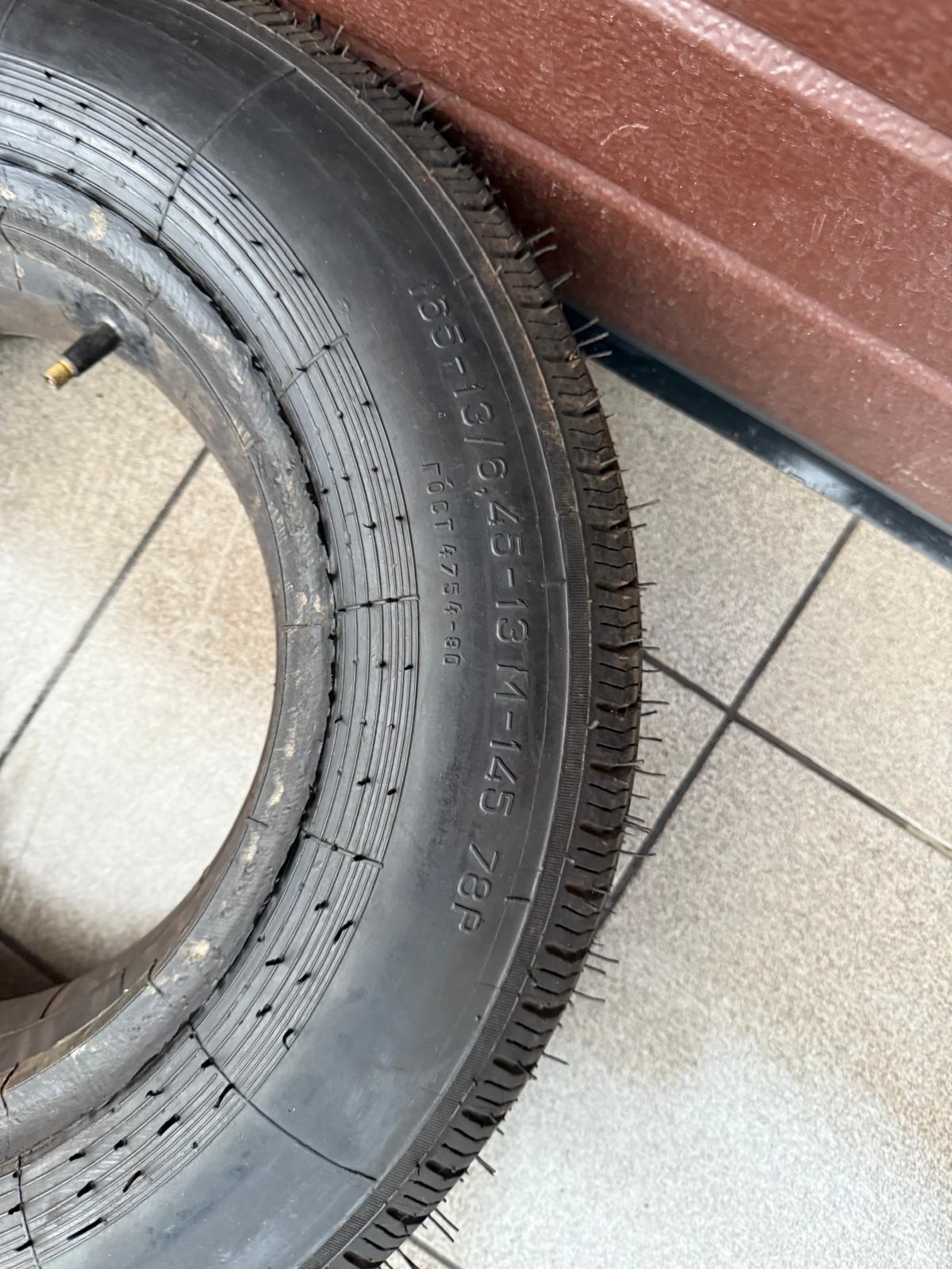 165-13/6,45-13 M-145 78P New Retro Tire - Image 5