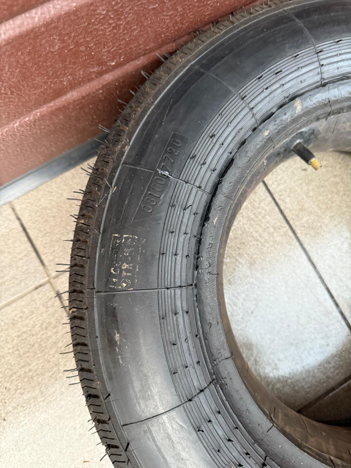 165-13/6,45-13 M-145 78P New Retro Tire - Image 4