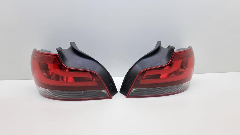 Original BMW Set of Black Line taillamps E82 E88 - Image 3