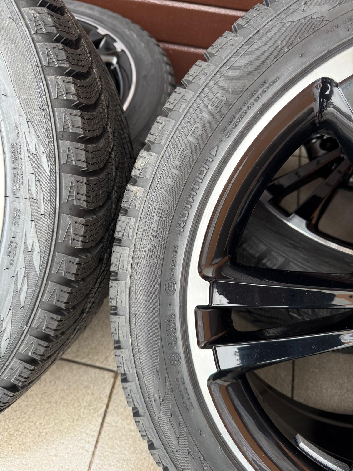 Original CLA C/X118 Wheels with pressure sensors, Winter tires Nokian r18 - Image 4