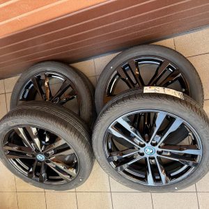 Original i3 I01 Lci jet black uni Wheels with pressure sensors, Summer tires set r20