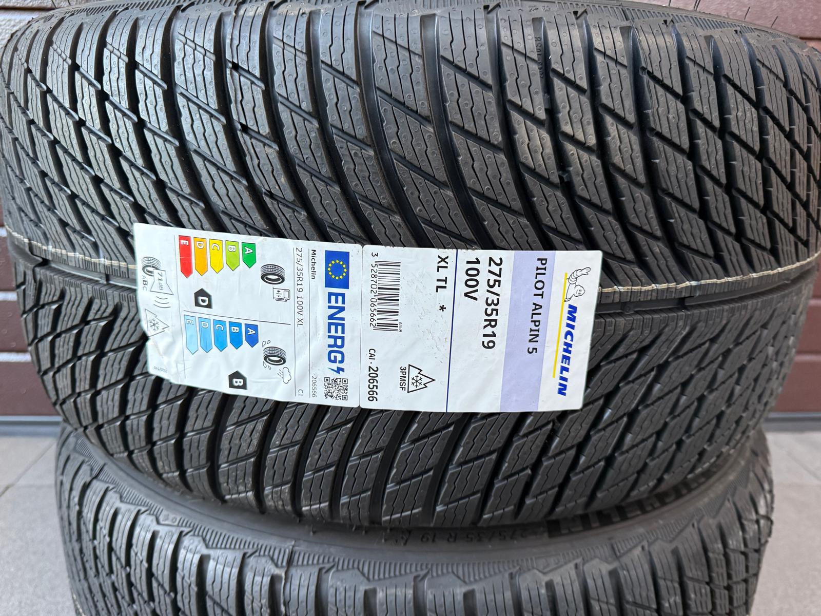 275/35r19 Michelin Pilot Alpin 5 * XL Winter tires - Image 2
