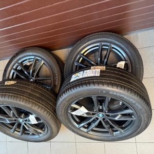 Original G01 X3 G08 iX3 G02 X4 Style 698 Wheels with pressure sensors, Michelin summer tires r19