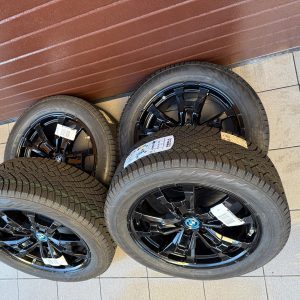 Original G01 X3 G08 iX3 G02 X4 Style 842 Wheels with pressure sensors, Nokian tires set r19