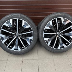 Original Volvo XC90 Facelift Wheels with Tires Continental r21