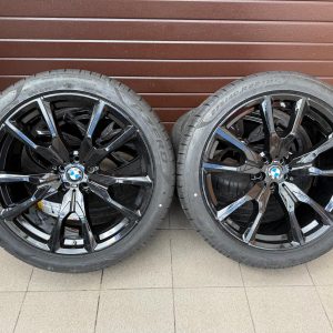 Original G07 X7 Lci M V-Spoke 755 jet black Wheels with pressure sensors, Pirelli summer tires r22