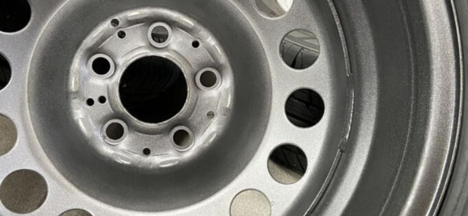 Original V Class Vito W447 W448 rims with summer tires Hankook Ventus Prime2 MO-V r17 set - Image 5